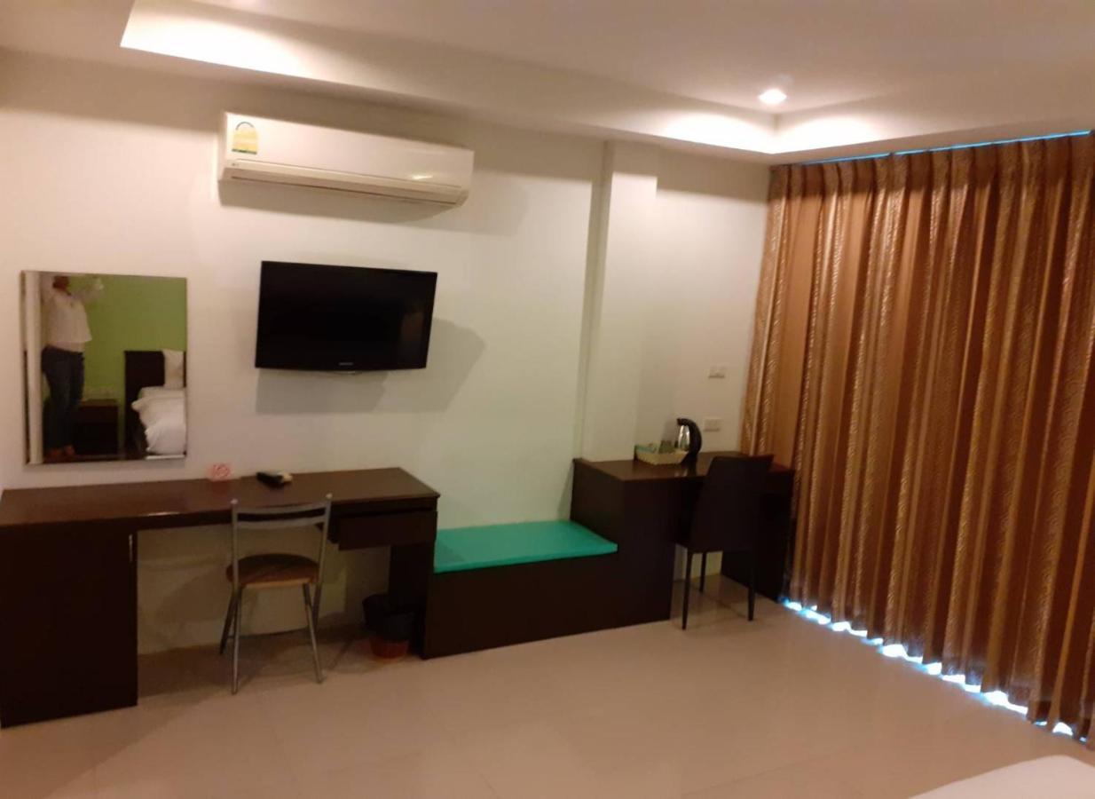 นิชา เรสซิเดนซ์ Hotel หาดกมลา ภายนอก รูปภาพ