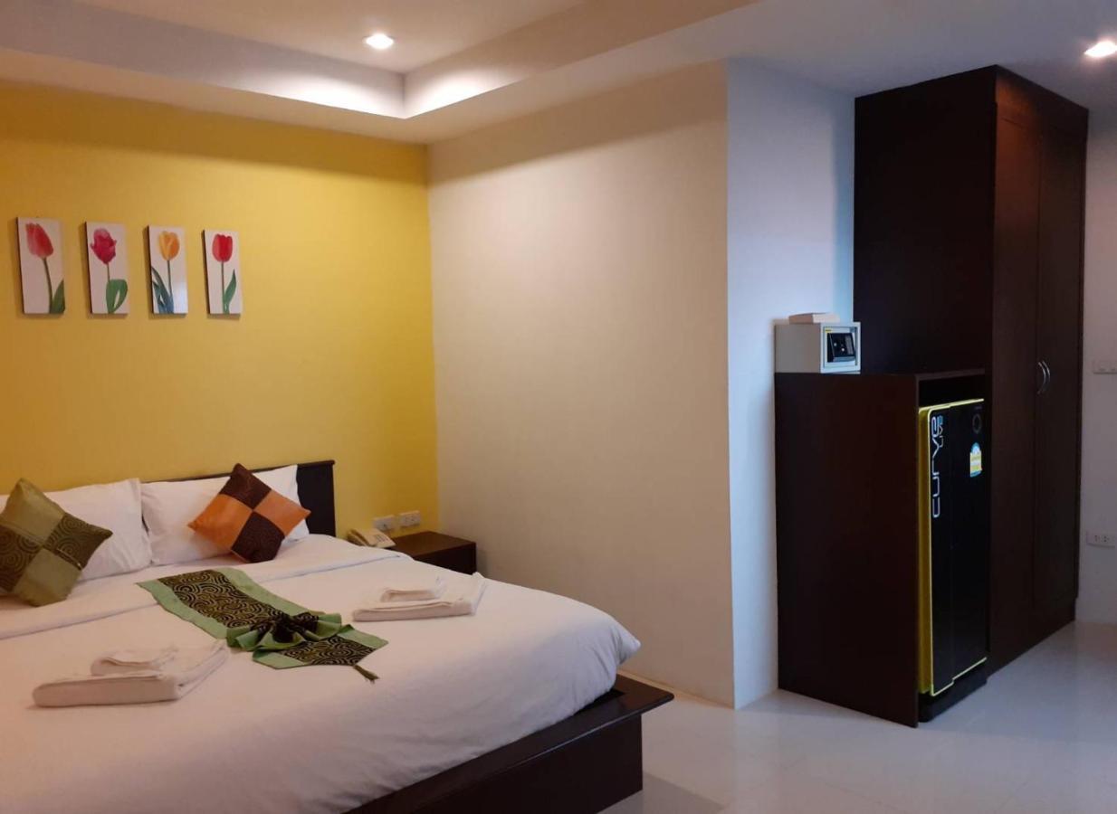 นิชา เรสซิเดนซ์ Hotel หาดกมลา ภายนอก รูปภาพ