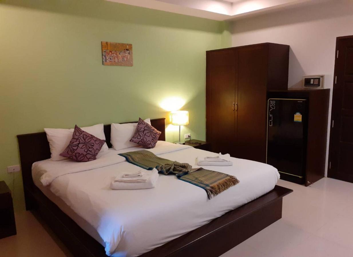นิชา เรสซิเดนซ์ Hotel หาดกมลา ภายนอก รูปภาพ