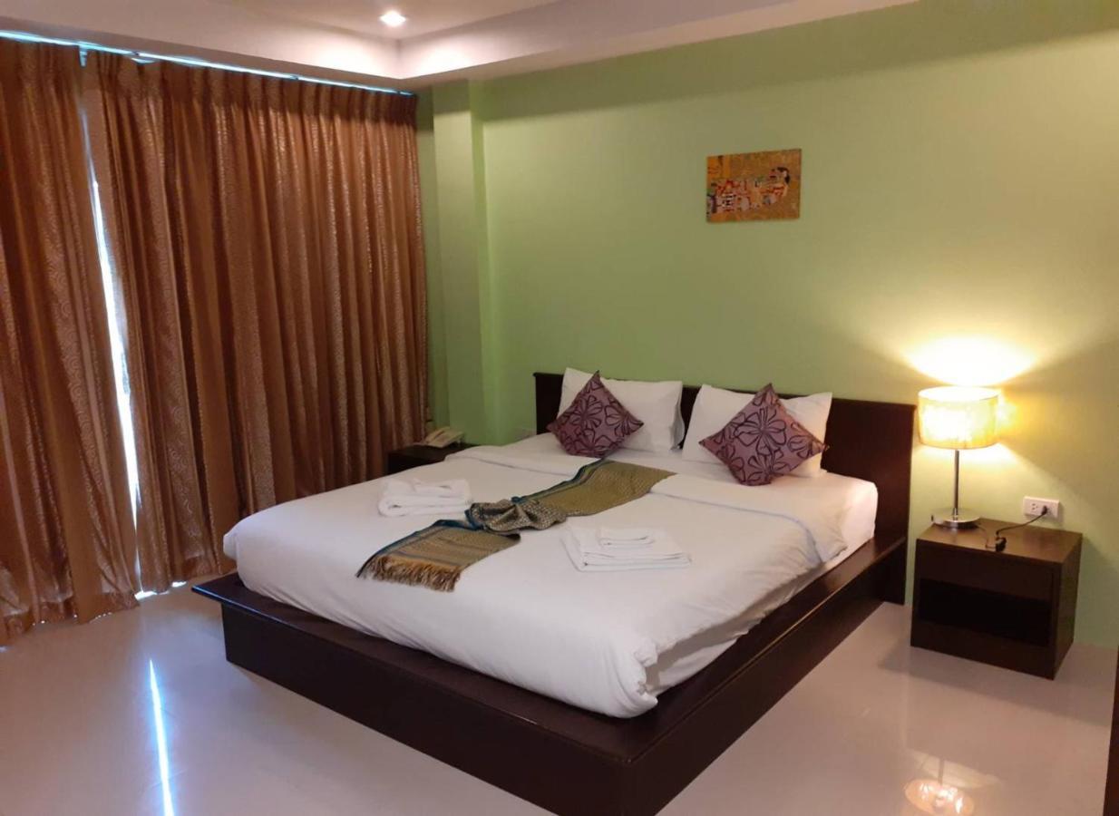 นิชา เรสซิเดนซ์ Hotel หาดกมลา ภายนอก รูปภาพ