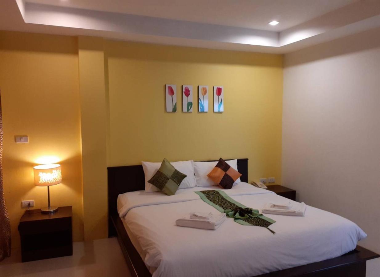 นิชา เรสซิเดนซ์ Hotel หาดกมลา ภายนอก รูปภาพ