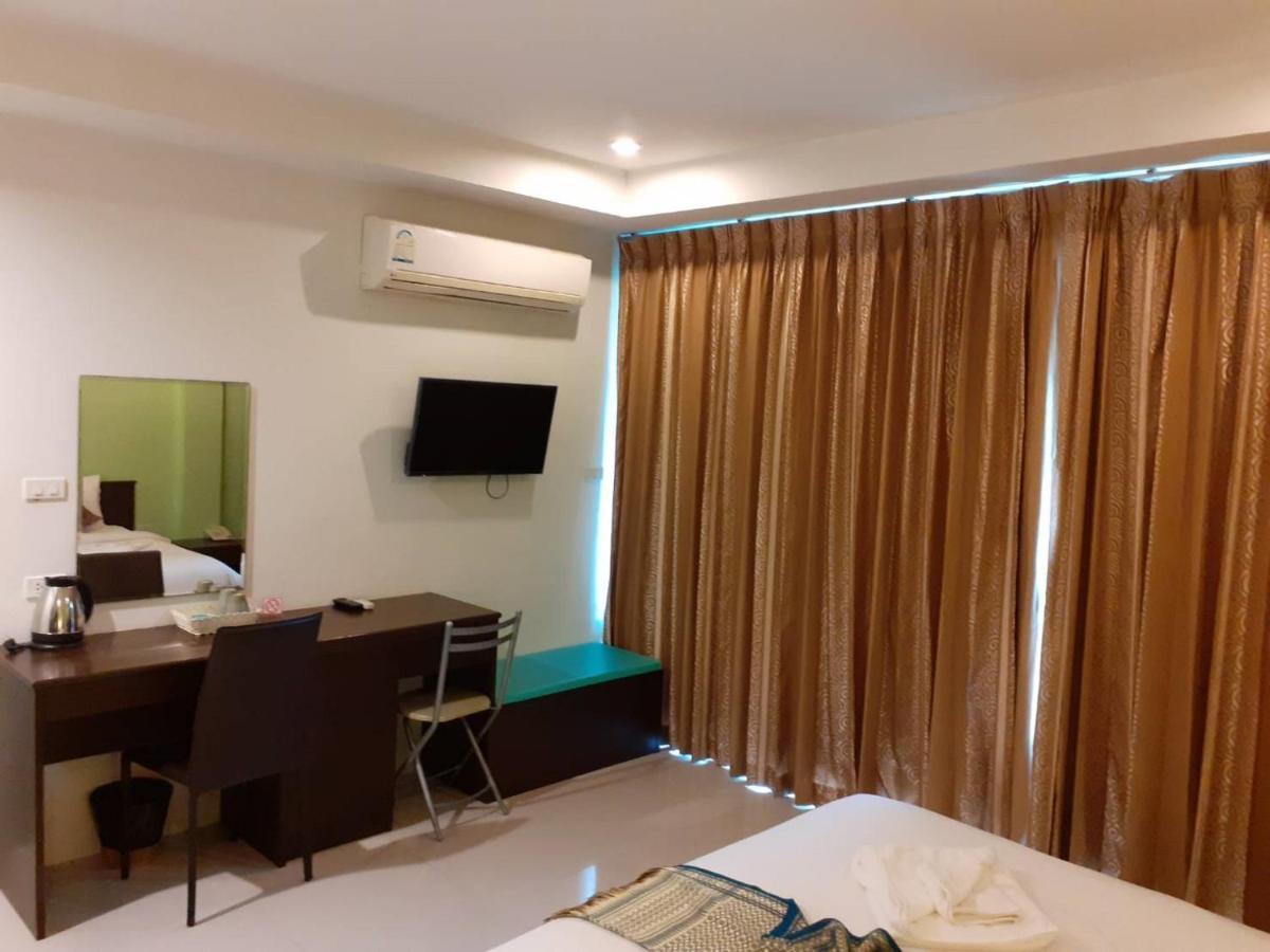 นิชา เรสซิเดนซ์ Hotel หาดกมลา ภายนอก รูปภาพ