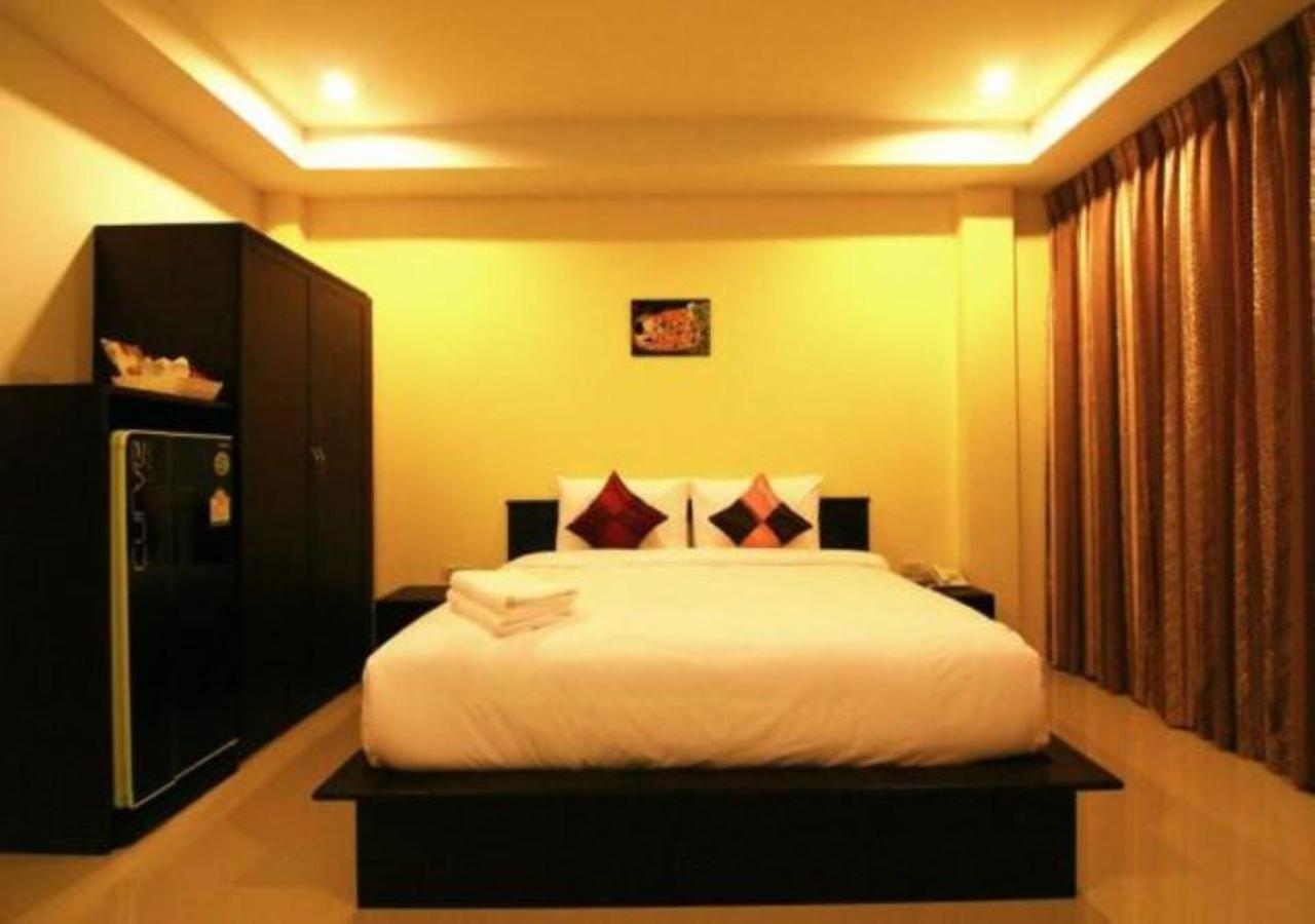 นิชา เรสซิเดนซ์ Hotel หาดกมลา ภายนอก รูปภาพ